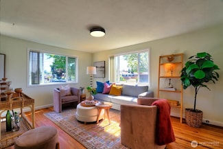 4802 S Austin St, Seattle, WA 98118