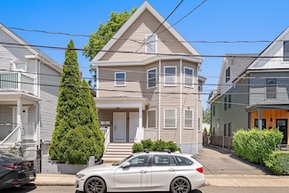39 Oliver St Unit 2, Somerville, MA 02145