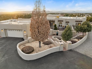 3 Montana Vista, Santa Fe, NM 87507