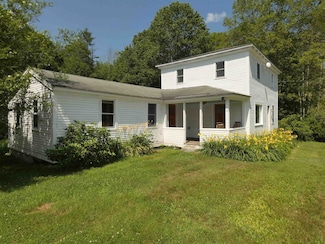 12 N Sandwich Rd, Sandwich, NH 03227