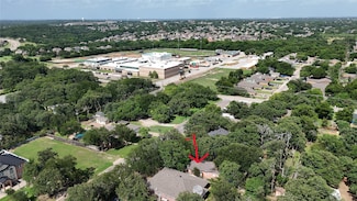 407 Rolanda St, Kennedale, TX 76060
