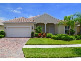 8522 Karina Ct, Naples, FL 34114