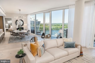 601 Wharf St SW Unit PH6, Washington, DC 20024