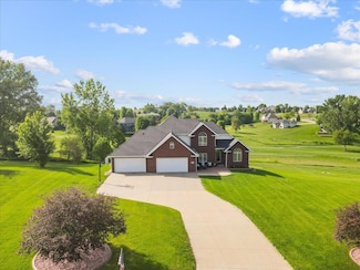 23363 Sunshine Ln, Council Bluffs, IA 51503