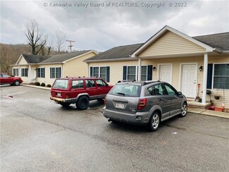 48 Mavis Dr, Clendenin, WV 25045