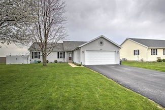 410 E Kennedy St, Maroa, IL 61756