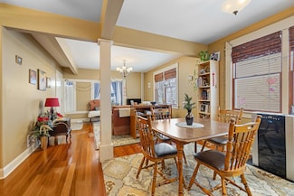 1607 Carroll Ave, Saint Paul, MN 55104