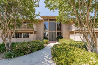 28661 Via Las Flores Unit 303, Murrieta, CA 92563