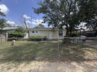 904 E Stanford St, Lubbock, TX 79403