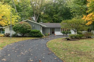 5861 S Shandle Blvd, Mentor, OH 44060