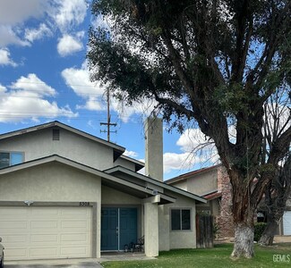 5308 Eastridge Ct, Bakersfield, CA 93306