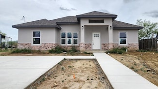 3194 Palma St, Eagle Pass, TX 78852