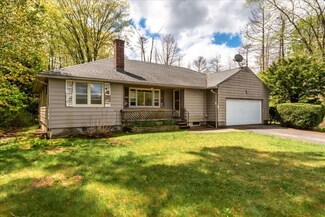 141 West St, Granby, MA 01033