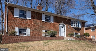 19 Herrington Dr, Upper Marlboro, MD 20774