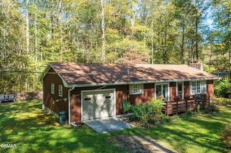 547 Rocky Flats Rd, Cosby, TN 37722