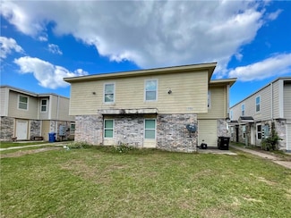 7751 S Coronet Ct, New Orleans, LA 70126