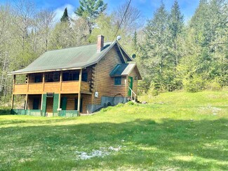 5843 Scotch Hollow Rd, Newbury, VT 05051