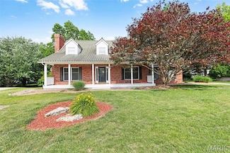 10 Meadow Rue Dr, Edwardsville, IL 62025