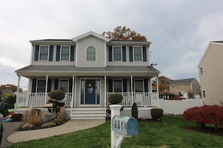 539 Kennedy St, Fall River, MA 02721