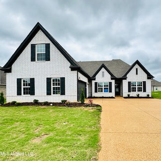 2263 Julianna Dr, Southaven, MS 38672