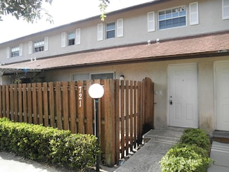 721 Cypress Way E, Palm Springs, FL 33406