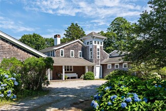 706 W Main Rd, Little Compton, RI 02837