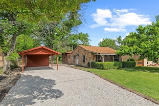 905 S Lamar St, Weatherford, TX 76086