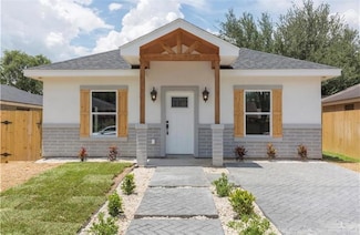 904 W 27th St, Mission, TX 78574