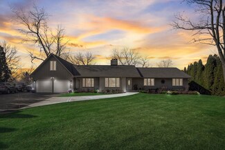 162 Hilltop Ln, Sleepy Hollow, IL 60118