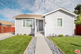 10 Bayshore Cir, San Bruno, CA 94066