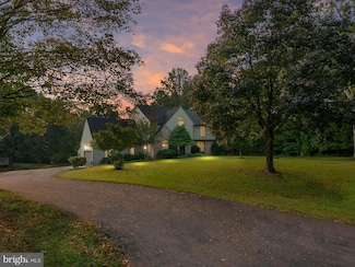 2033 Huntwood Dr, Gambrills, MD 21054