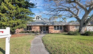50 Acacia St, Clearwater Beach, FL 33767