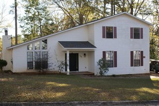 104 Yvonne Dr, Enterprise, AL 36330