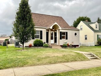 1402 Harvard Ave, Natrona Heights, PA 15065