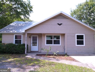 506 Idlewood Cir, Hinesville, GA 31313