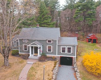 24 West St, Foxboro, MA 02035
