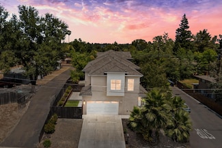 5965 Hilltop Dr, Carmichael, CA 95608