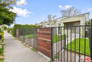 1726 Leighton Ave, Los Angeles, CA 90062