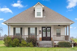 2015 Barbe St, Lake Charles, LA 70601