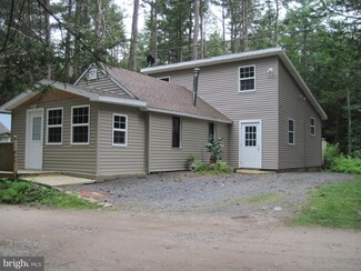 68 Edgewood Rd, Drums, PA 18222