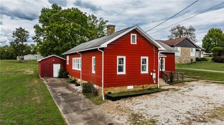 216 W North St, Harrisville, WV 26362