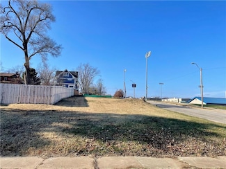 5400 Lydia Ave, Kansas City, MO 64110