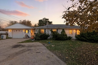 1961 S Lincoln St, Bay City, MI 48708