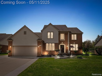 944 Brahms Ct, Troy, MI 48085