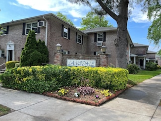 82-25 268th St Unit 175B, New Hyde Park, NY 11040