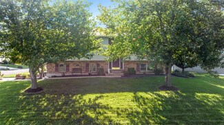 403 Wilson Dr, Columbia, IL 62236