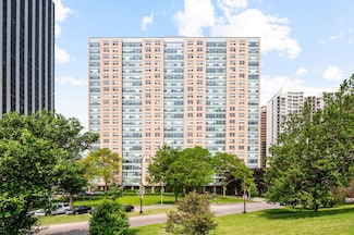 3180 N Lake Shore Dr Unit 8A, Chicago, IL 60657
