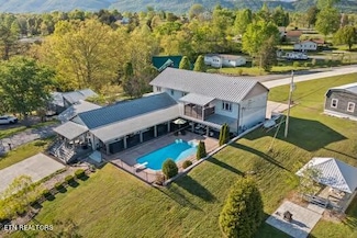 699 Indian River Boat Dock Rd, Jacksboro, TN 37757