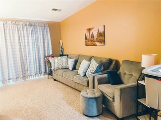 125 Pleasant View Ave Unit 51, Smithfield, RI 02917