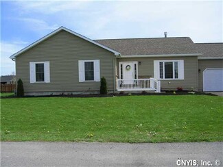 7 Shirley Dr, Adams, NY 13605